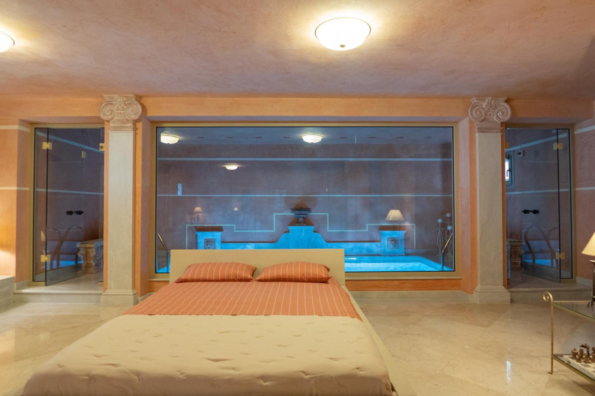 Unique Room With Indoor Pool & Attic Alli Meria Bagian luar foto